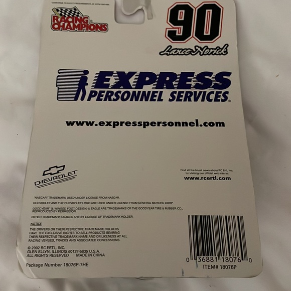 New in package. Lance Norick die cast race truck 1/64 scale with collector card - Picture 5 of 5